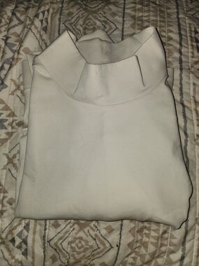 tek gear Cream Mock Neck Women's Sweatshirt